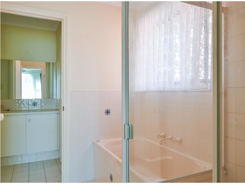 41 Allworth Drive, Happy Valley SA 5159