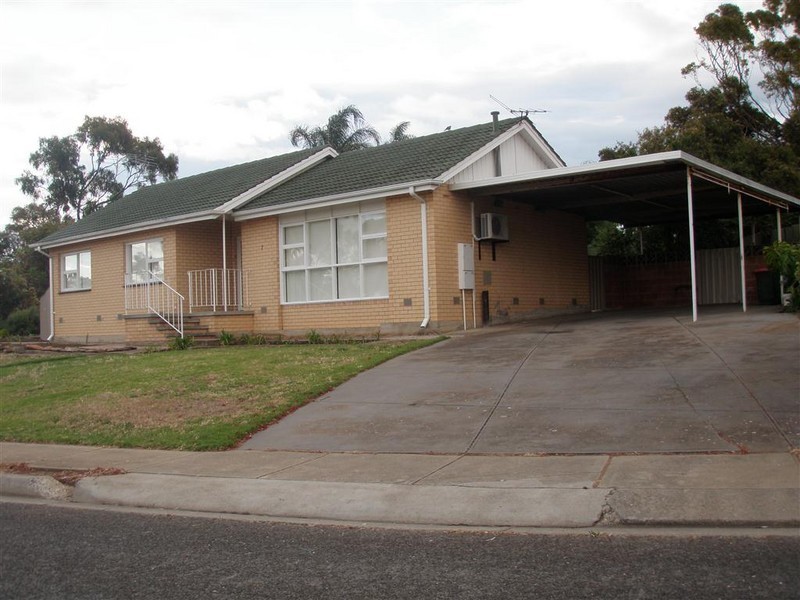 7 Taralga Road, O’sullivan Beach SA 5166