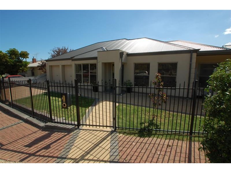 7 Kirra Avenue, Mitchell Park SA 5043