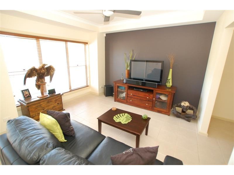 7 Kirra Avenue, Mitchell Park SA 5043