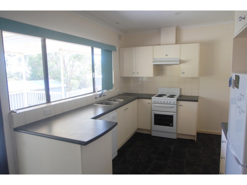 10 Laura Street, Vista SA 5091