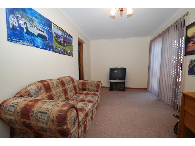 22 Rothschild Street, Woodcroft SA 5162