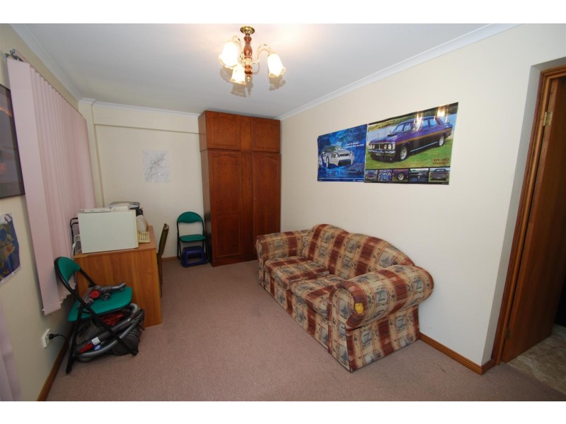 22 Rothschild Street, Woodcroft SA 5162