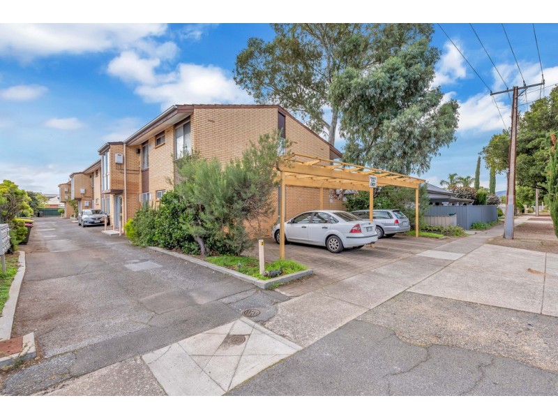 4/3 First Avenue, Ascot Park SA 5043