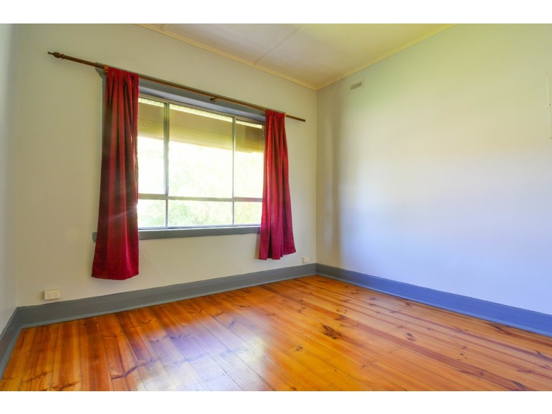 19 Johnstone Road, Oaklands Park SA 5046