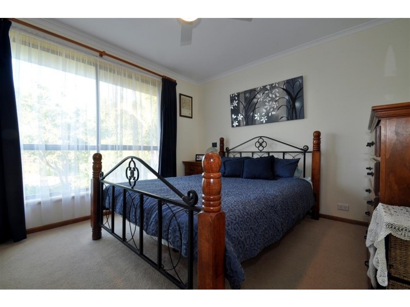 21 Jagger Crescent, Woodcroft SA 5162