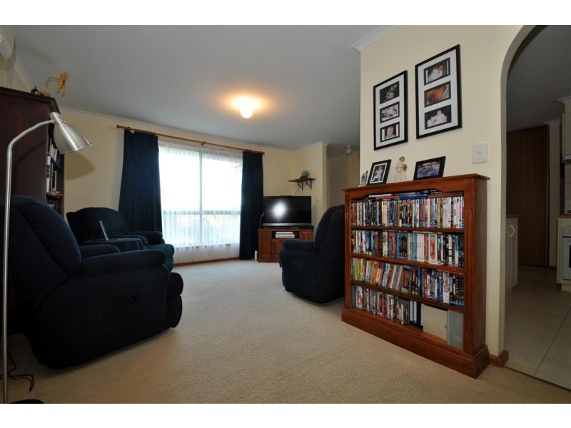 21 Jagger Crescent, Woodcroft SA 5162