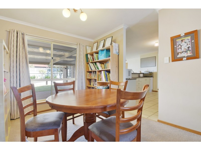 11 Joseph Way, Woodcroft SA 5162