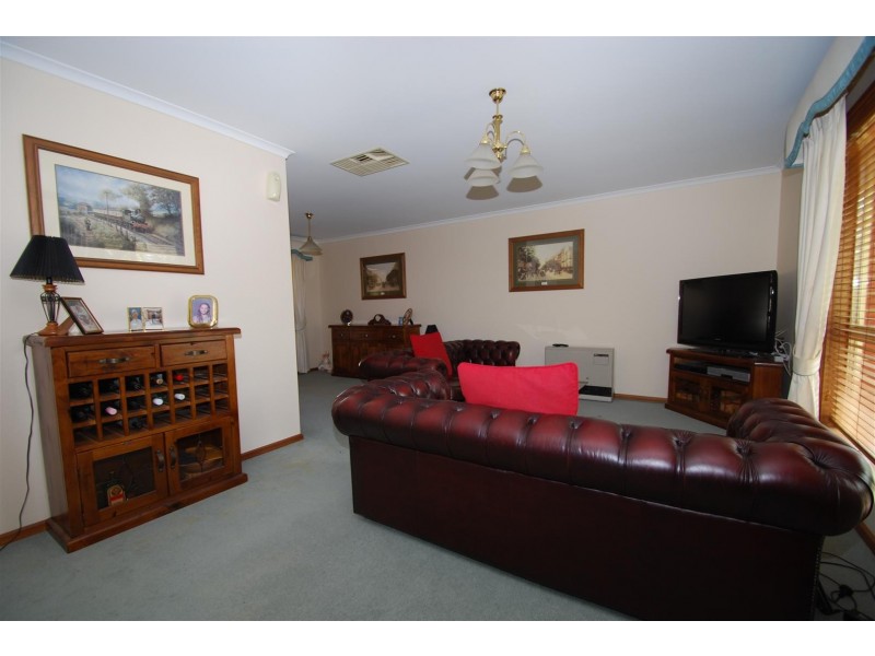 298 Pimpala Road, Woodcroft SA 5162