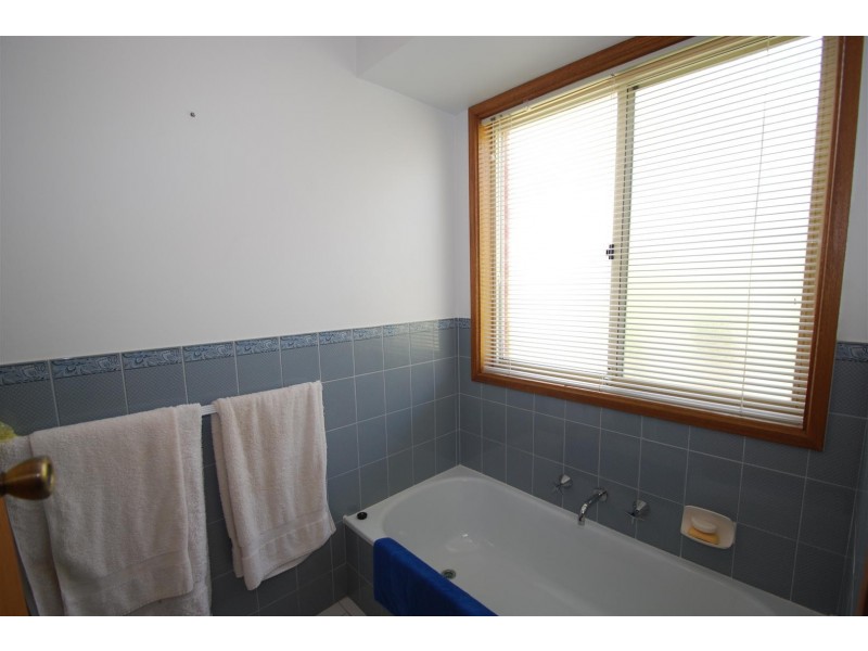 298 Pimpala Road, Woodcroft SA 5162