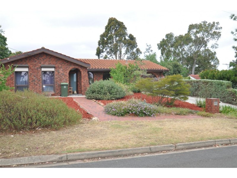 10 James Road, Happy Valley SA 5159