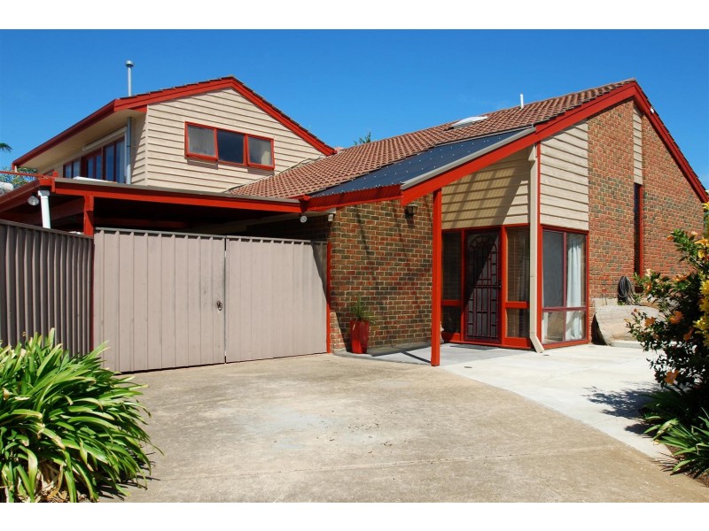 1 Latimer Crescent, Trott Park SA 5158