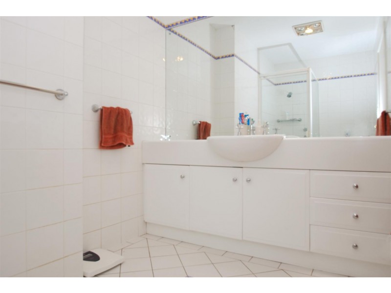 1 Latimer Crescent, Trott Park SA 5158