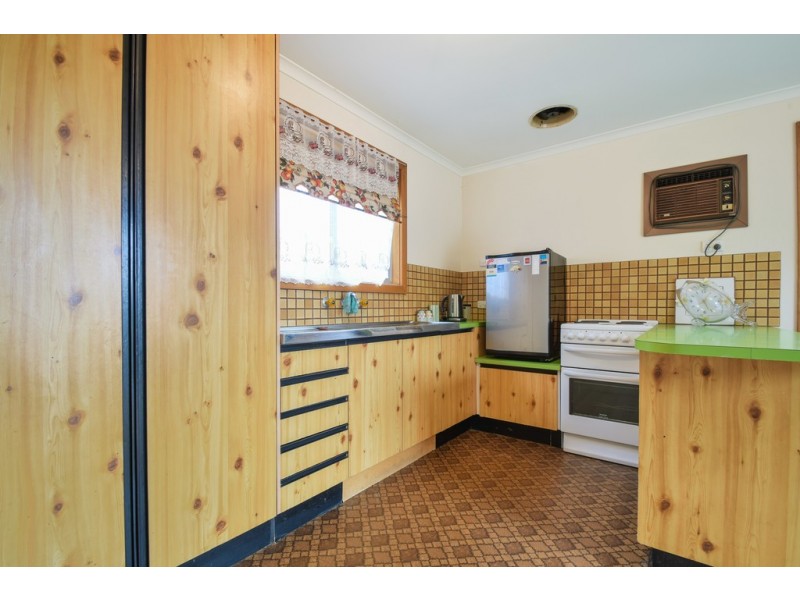 28 Taylors Avenue, Morphett Vale SA 5162