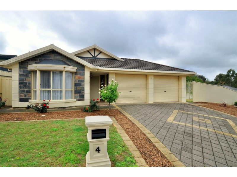4 Merrivale Drive, Happy Valley SA 5159