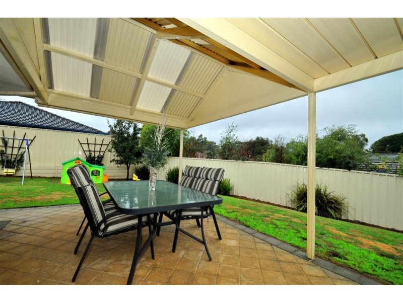 4 Merrivale Drive, Happy Valley SA 5159