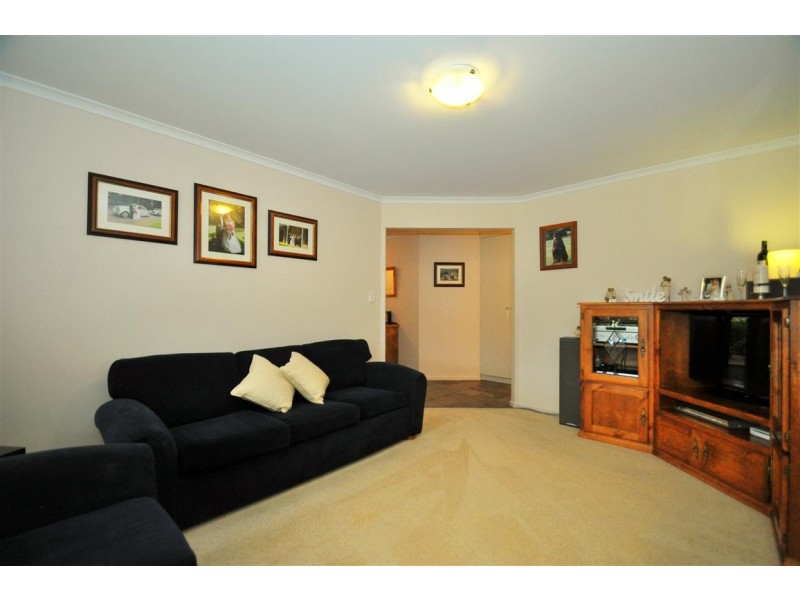 4 Merrivale Drive, Happy Valley SA 5159