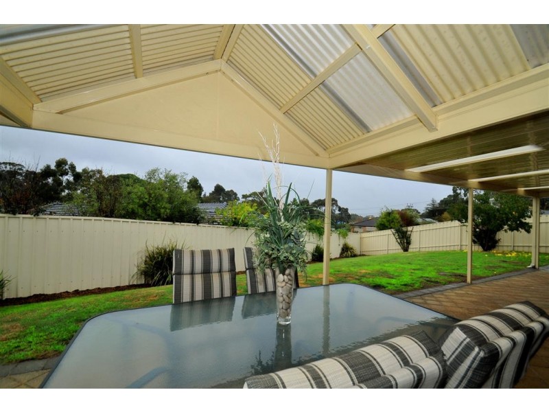 4 Merrivale Drive, Happy Valley SA 5159