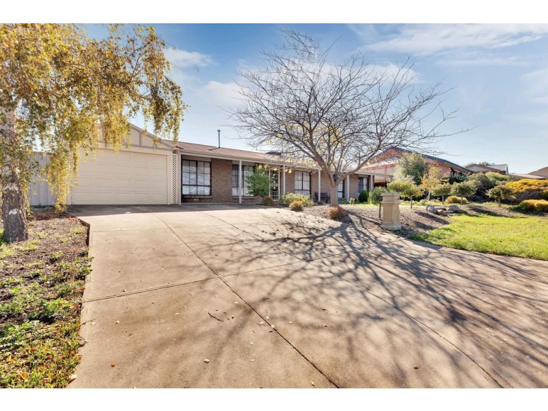 9 Woodcroft Drive, Morphett Vale SA 5162