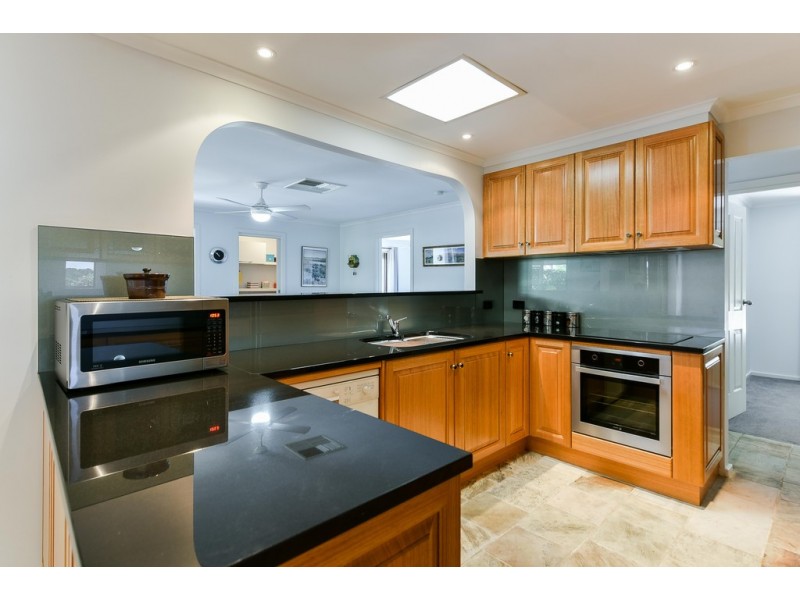 7 Palm Crescent, Old Reynella SA 5161