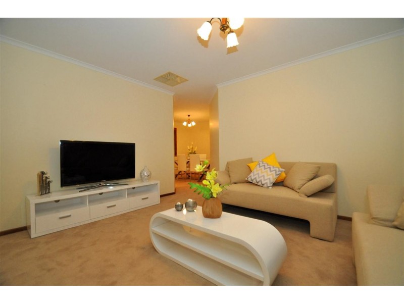 2 Birksdale Court, Morphett Vale SA 5162