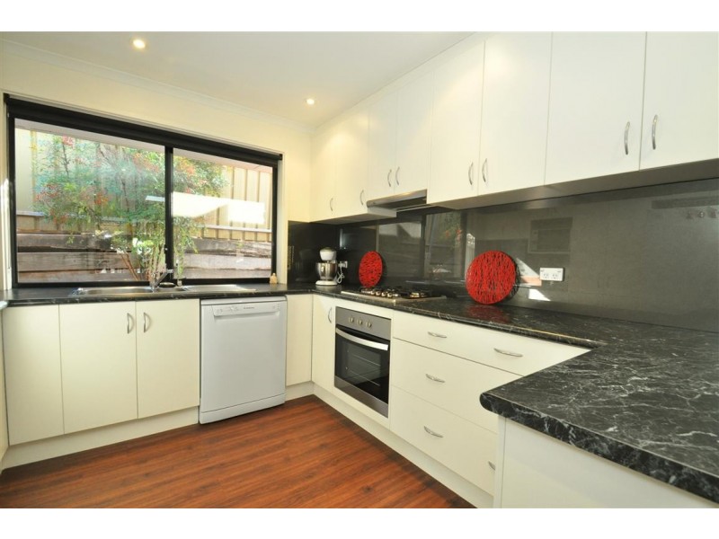3 Farnham Crescent, Woodcroft SA 5162