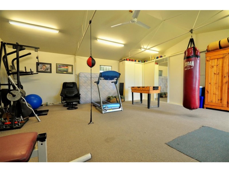 3 Farnham Crescent, Woodcroft SA 5162