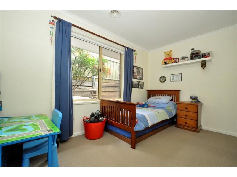 3 Farnham Crescent, Woodcroft SA 5162