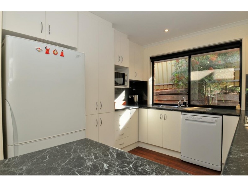 3 Farnham Crescent, Woodcroft SA 5162