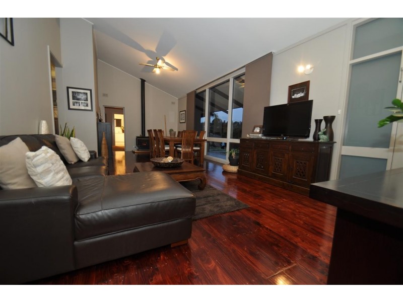 14 Jersey Road, Happy Valley SA 5159