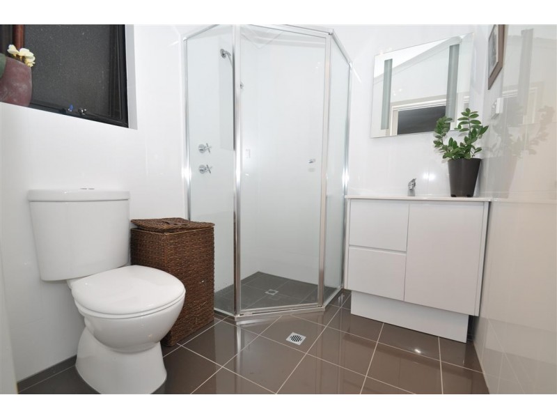 14 Jersey Road, Happy Valley SA 5159