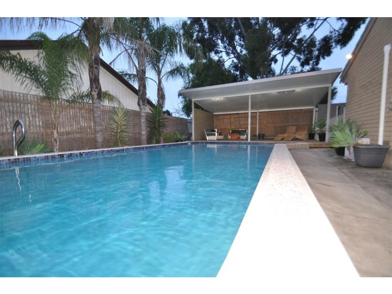 14 Jersey Road, Happy Valley SA 5159