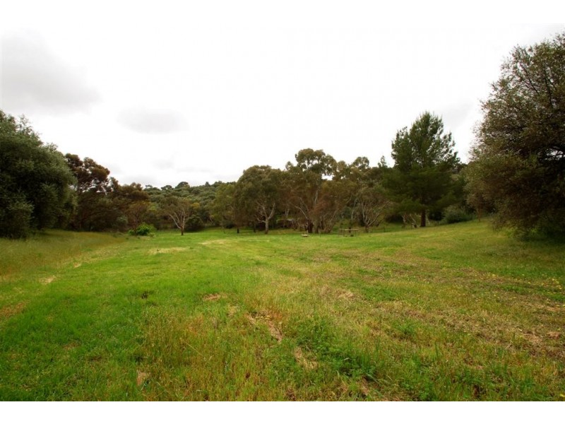 120 Upper Penneys Hill Road, Onkaparinga Hills SA 5163