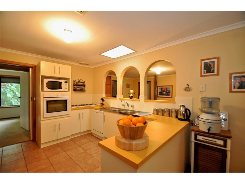 10 Sunset Court, Aberfoyle Park SA 5159
