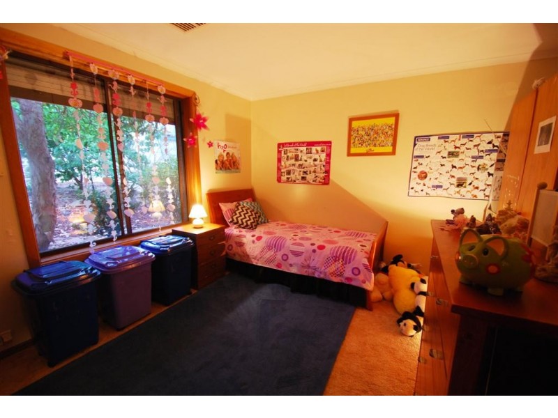 10 Sunset Court, Aberfoyle Park SA 5159