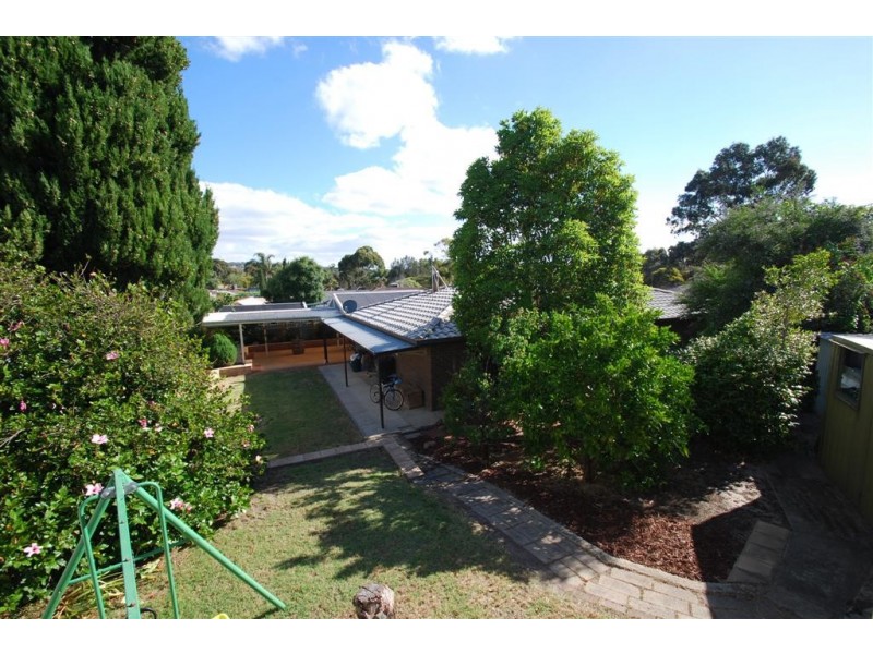 10 Sunset Court, Aberfoyle Park SA 5159