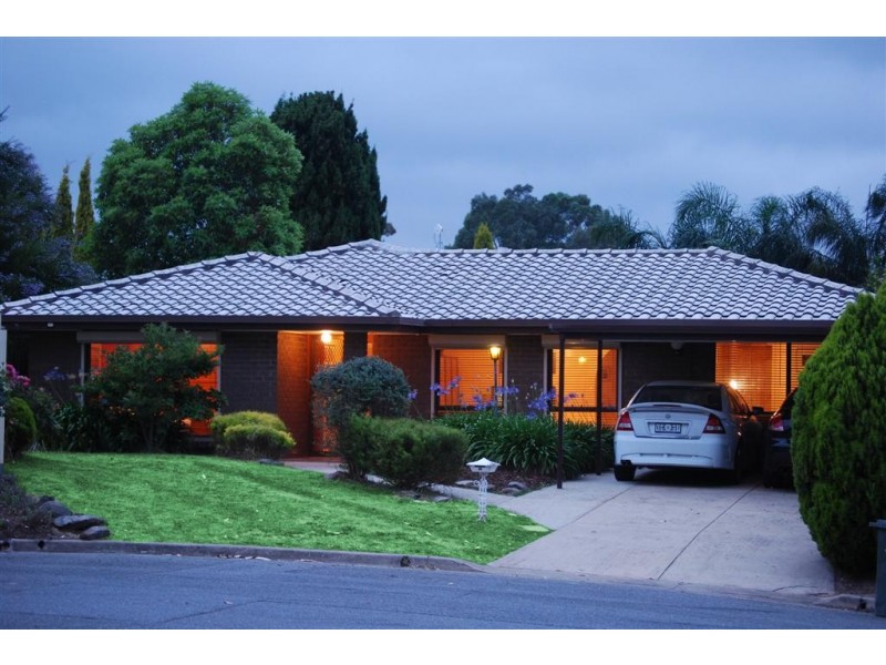 10 Sunset Court, Aberfoyle Park SA 5159