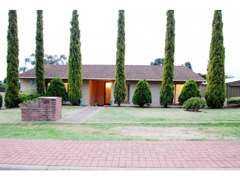 25 Pennant Street, Aberfoyle Park SA 5159