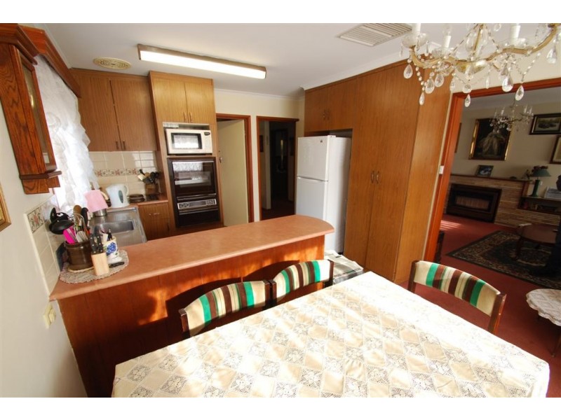 9 Devoncourt Ave, Ingle Farm SA 5098