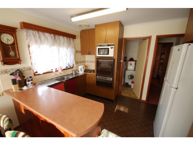 9 Devoncourt Ave, Ingle Farm SA 5098