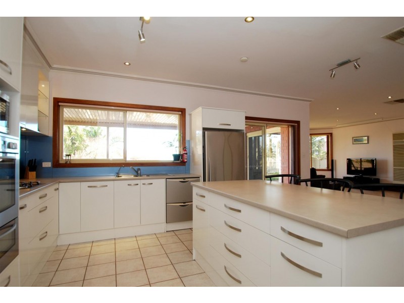 3 Gannet Court, Hallett Cove SA 5158