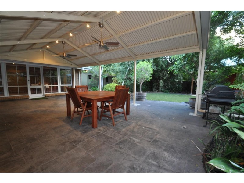 10 Shiraz Court, Aberfoyle Park SA 5159