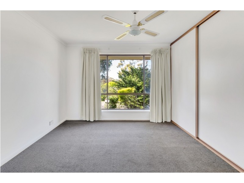 28 Sherwood Avenue, Happy Valley SA 5159