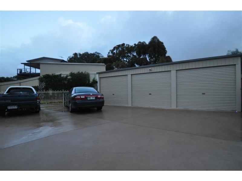 13 George Francis Drive, Mount Compass SA 5210