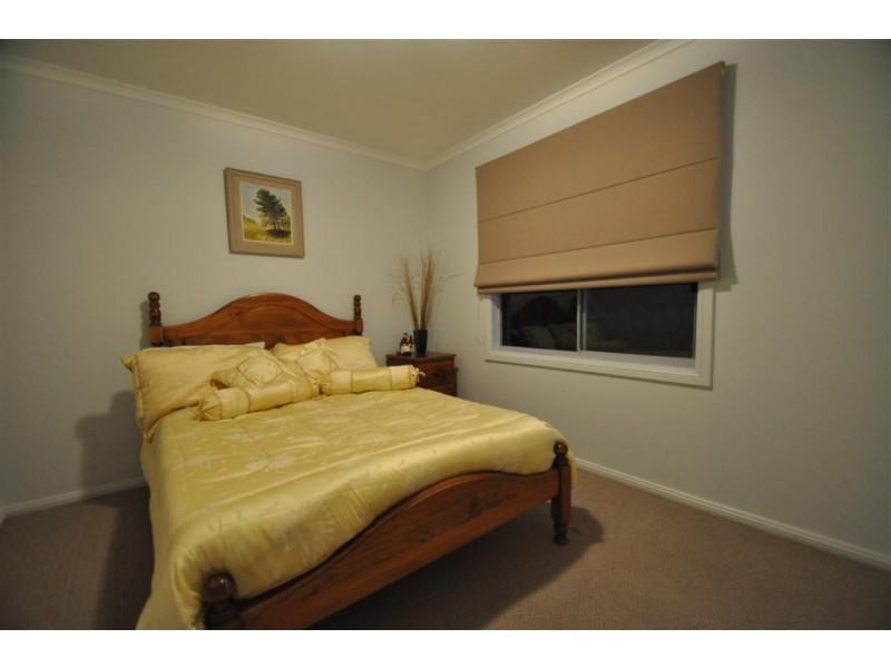 13 George Francis Drive, Mount Compass SA 5210