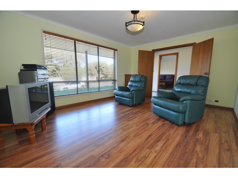 39 Moncur Street, Woodcroft SA 5162