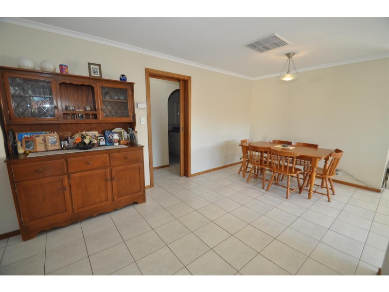 39 Moncur Street, Woodcroft SA 5162