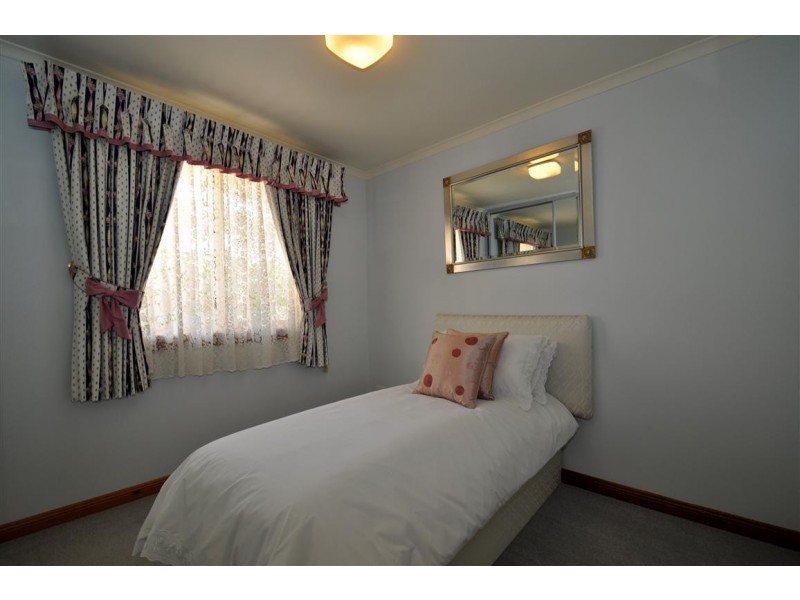 16 Dressage Avenue, Woodcroft SA 5162