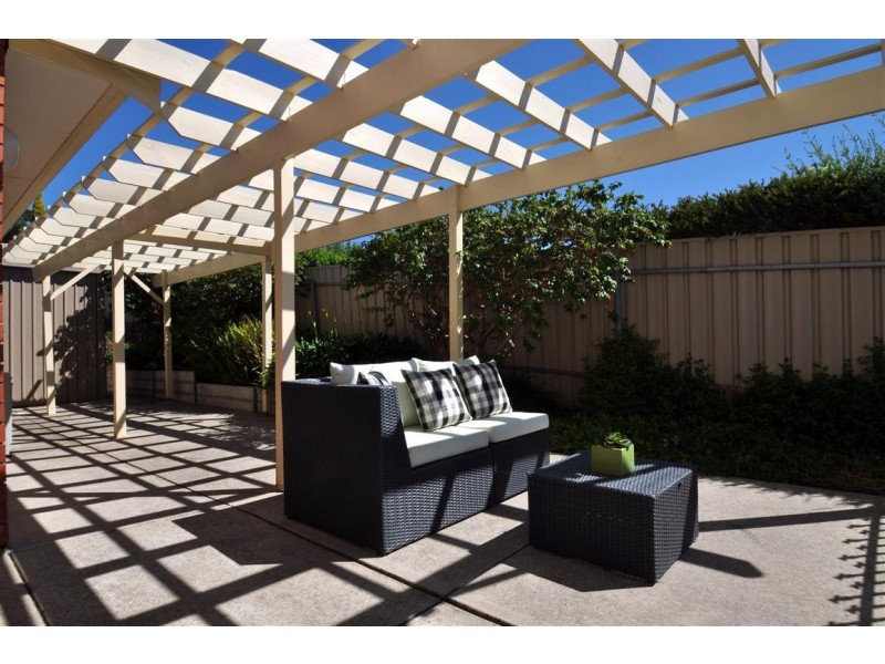 16 Dressage Avenue, Woodcroft SA 5162