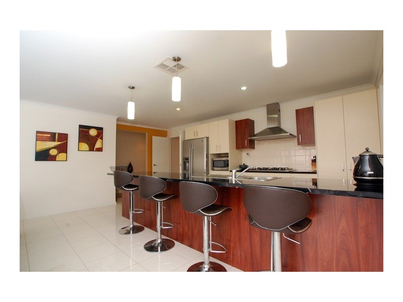 34 Meadow Bank Way, Aldinga Beach SA 5173